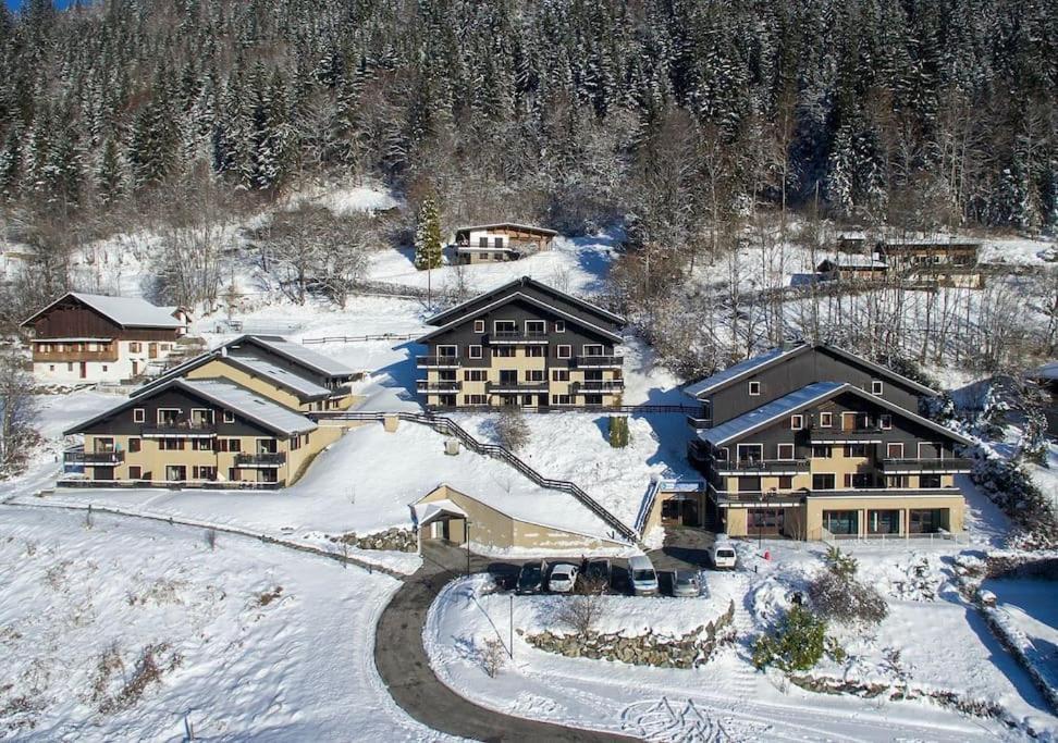 Appartement Dans Chalet Avec Piscine Couverte Сен-Жерве-Ле-Бэн Экстерьер фото
