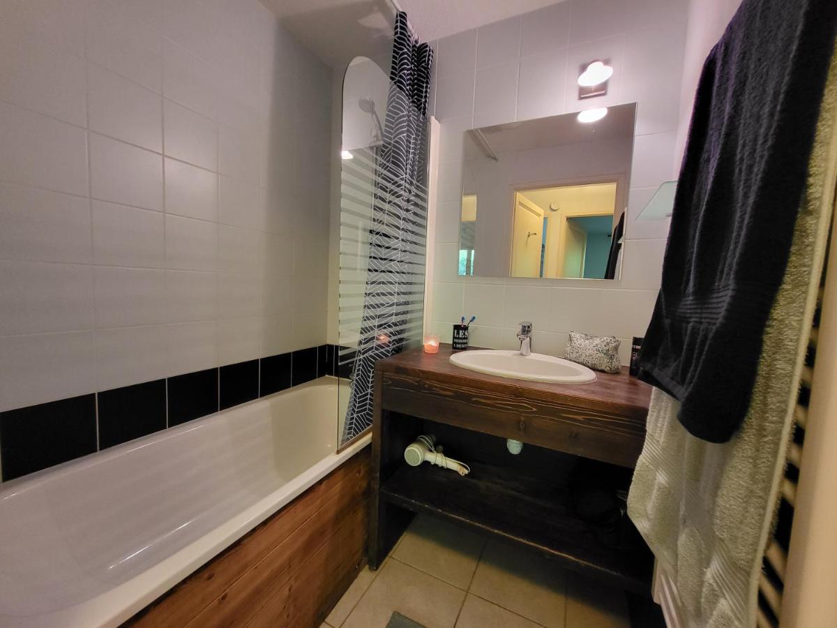 Appartement Dans Chalet Avec Piscine Couverte Сен-Жерве-Ле-Бэн Экстерьер фото