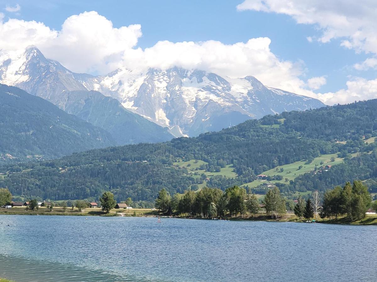 Appartement Dans Chalet Avec Piscine Couverte Сен-Жерве-Ле-Бэн Экстерьер фото